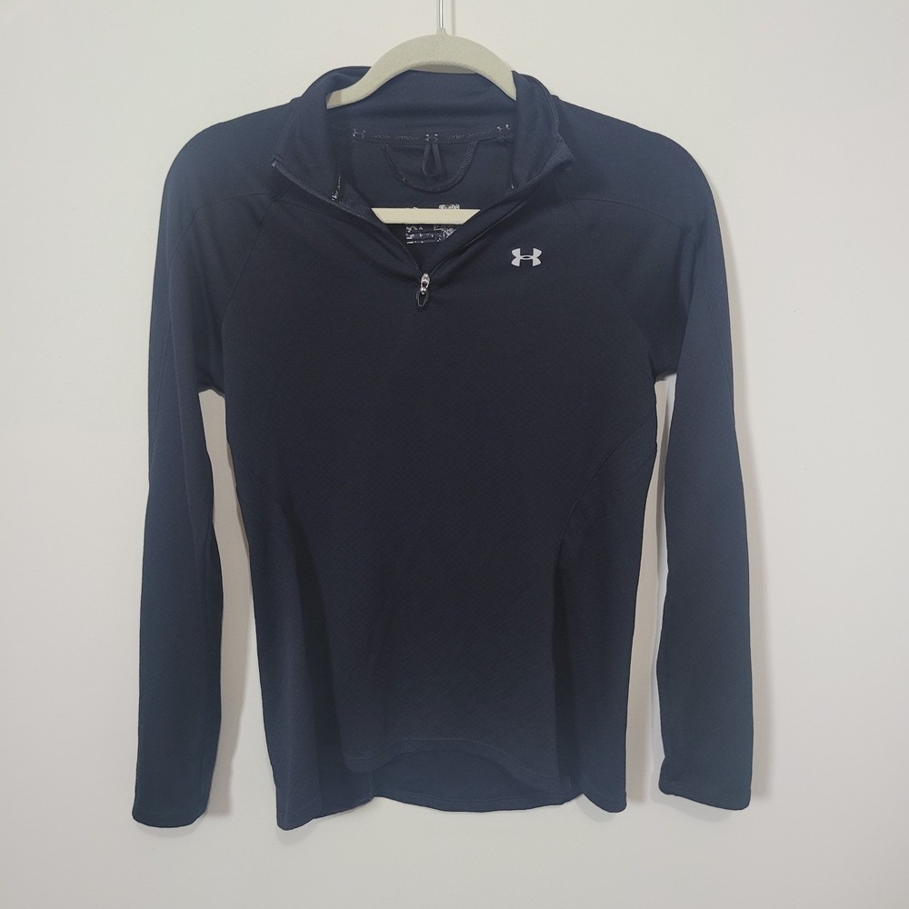Under Armour Size SM Athletic Tops Women Purple Tee Black 1/4 Zip HeatGear Set